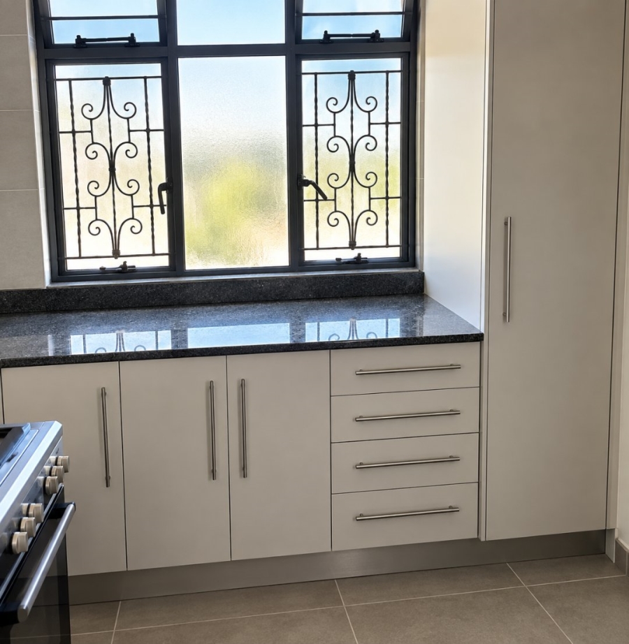 2 Bedroom Property for Sale in Port Elizabeth Central Eastern Cape